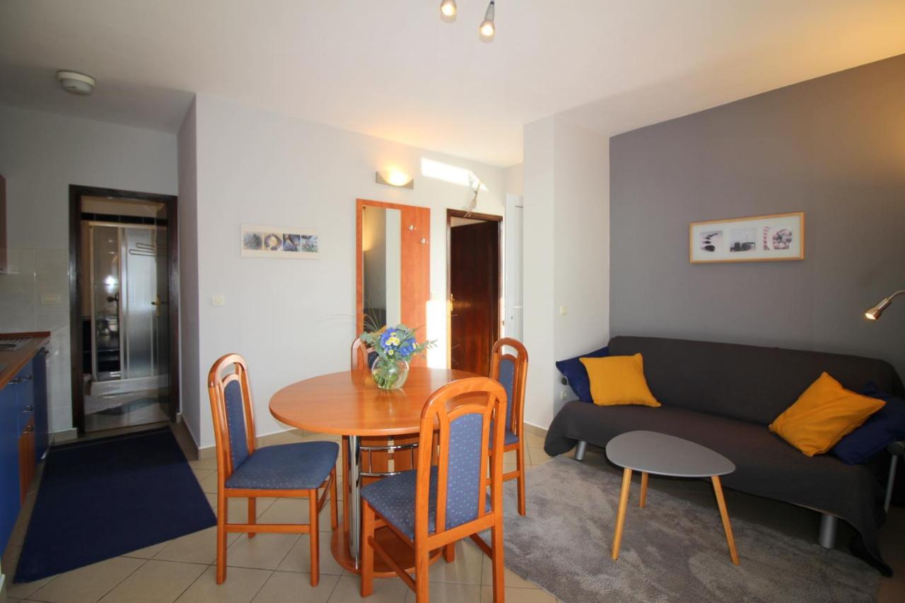 Dr. Igda Apartments โปเรช ภายนอก รูปภาพ