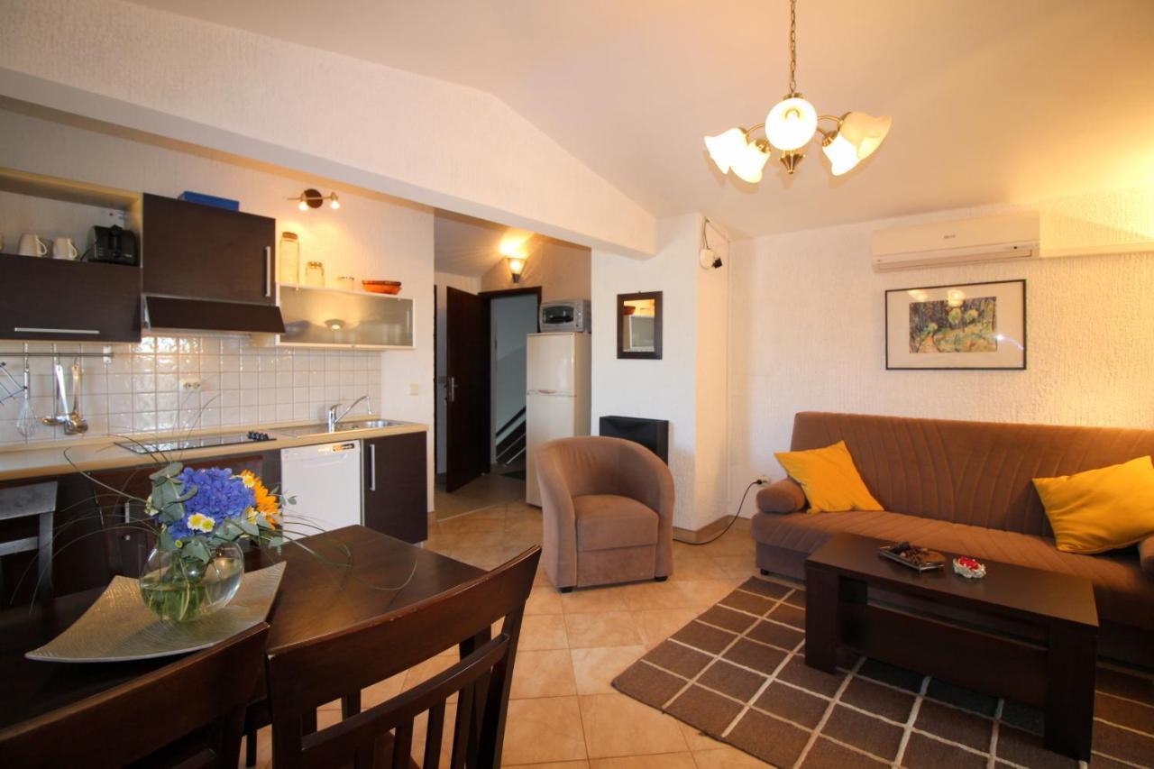 Dr. Igda Apartments โปเรช ภายนอก รูปภาพ