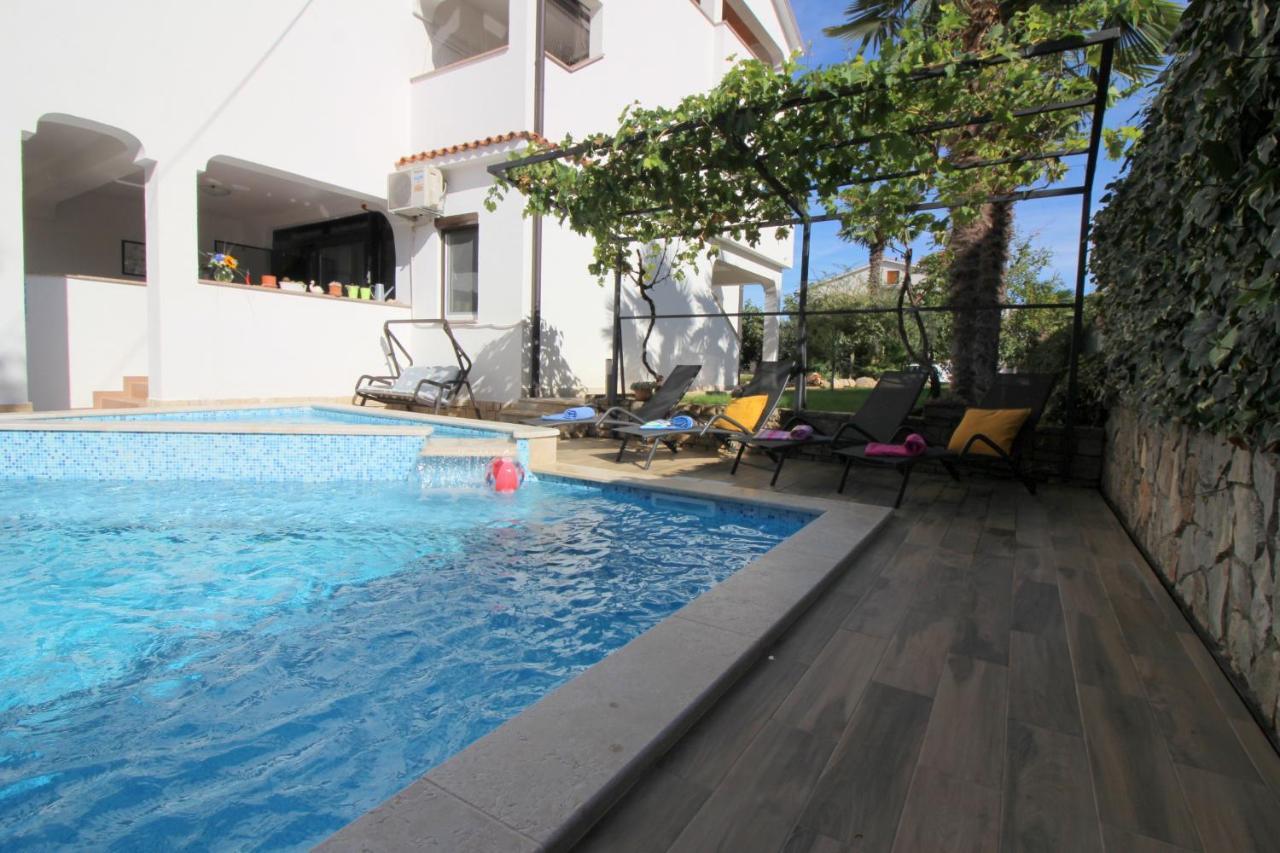 Dr. Igda Apartments โปเรช ภายนอก รูปภาพ