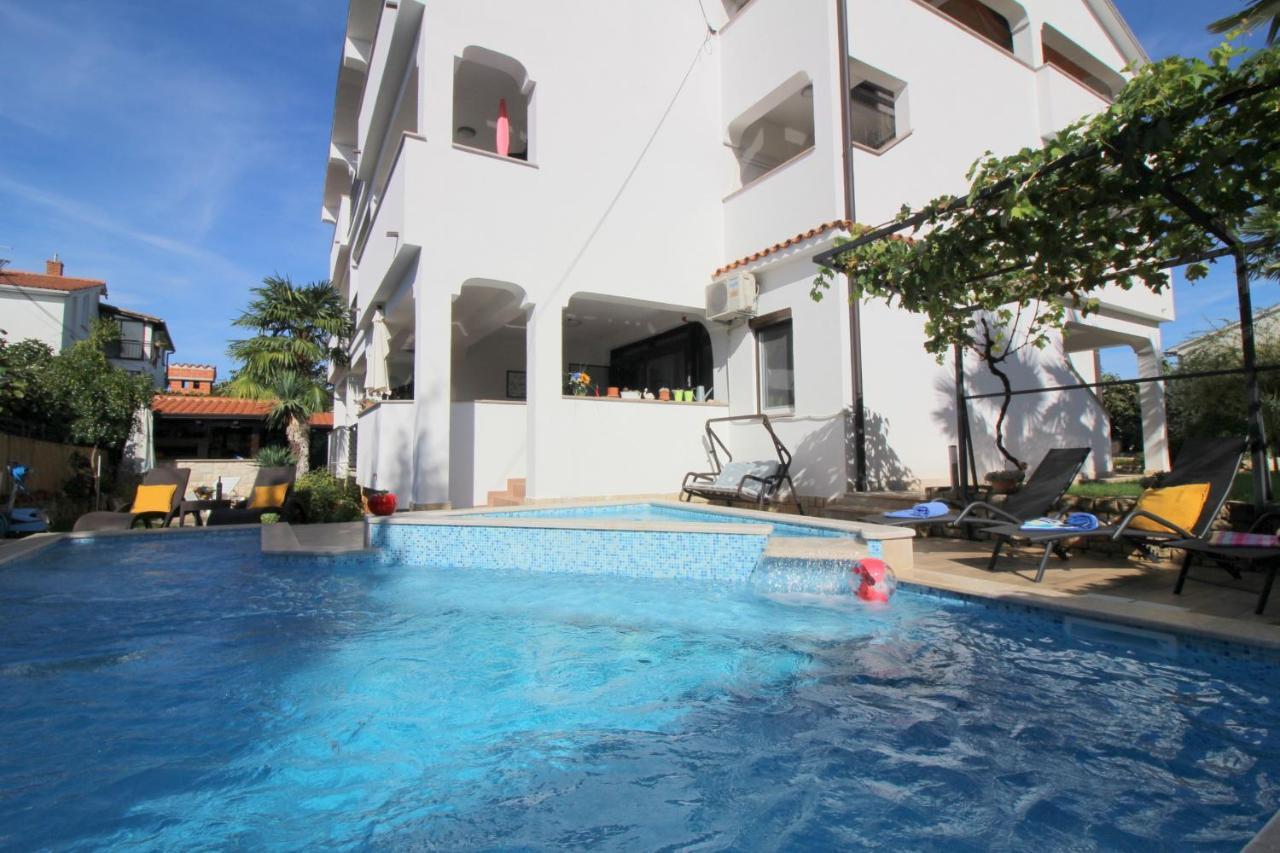 Dr. Igda Apartments โปเรช ภายนอก รูปภาพ