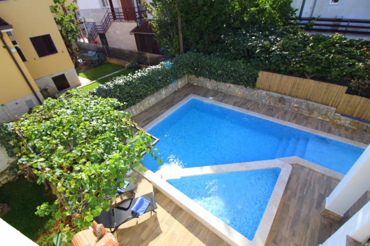 Dr. Igda Apartments โปเรช ภายนอก รูปภาพ